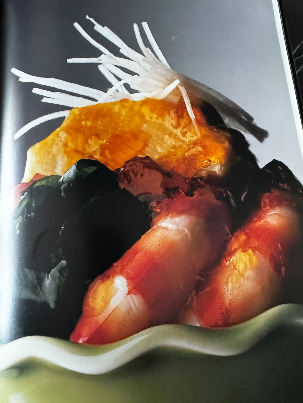 Gelée Marine aux Crevettes, Saint-Jacques et Wakame — FoodHub Journal